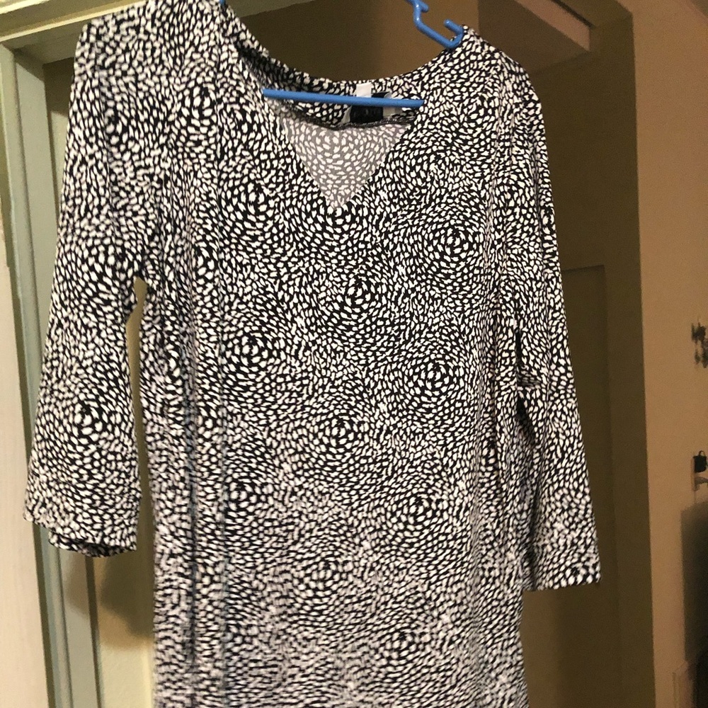 Black & White Dress Shirt